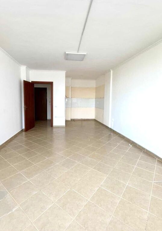 Apartament 2+1+2 📍Shkëmbi i Kavajës