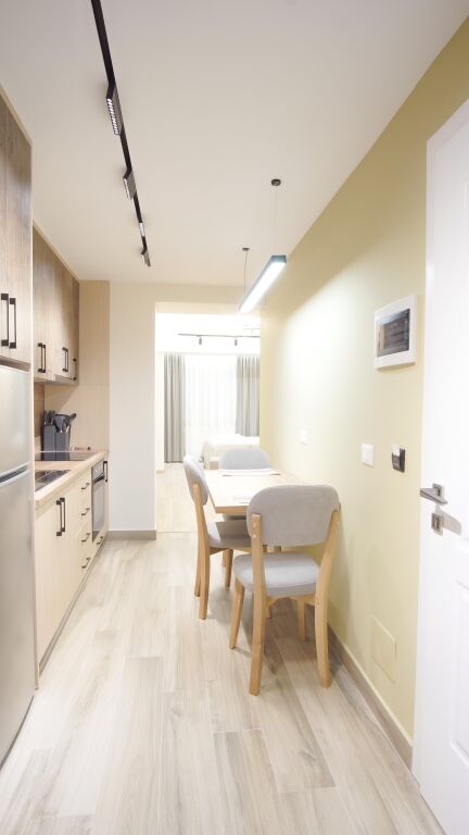 2 APARTAMENTE PER AIRBNB PER QERA