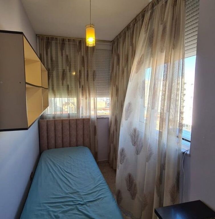 Apartament 1+1 1 1 studio per qira tek Globe, Rruga e Kavajes