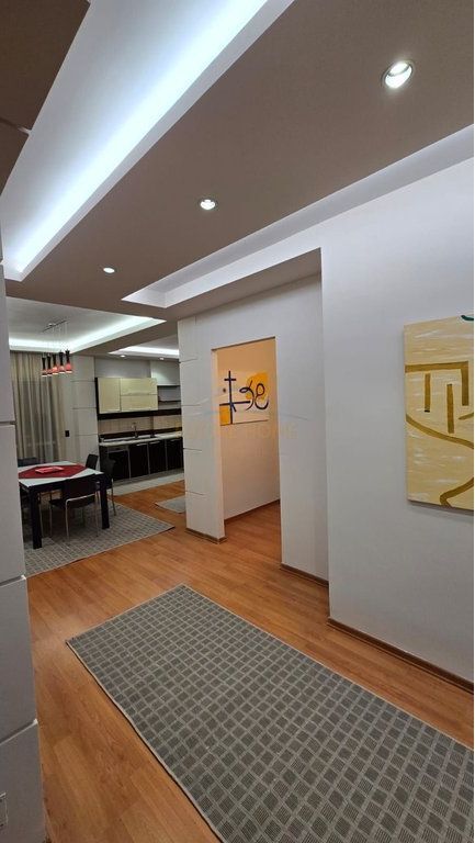 Shitet,Apartament 3+1+3 , Lagjia 29 Nentori, Fier.