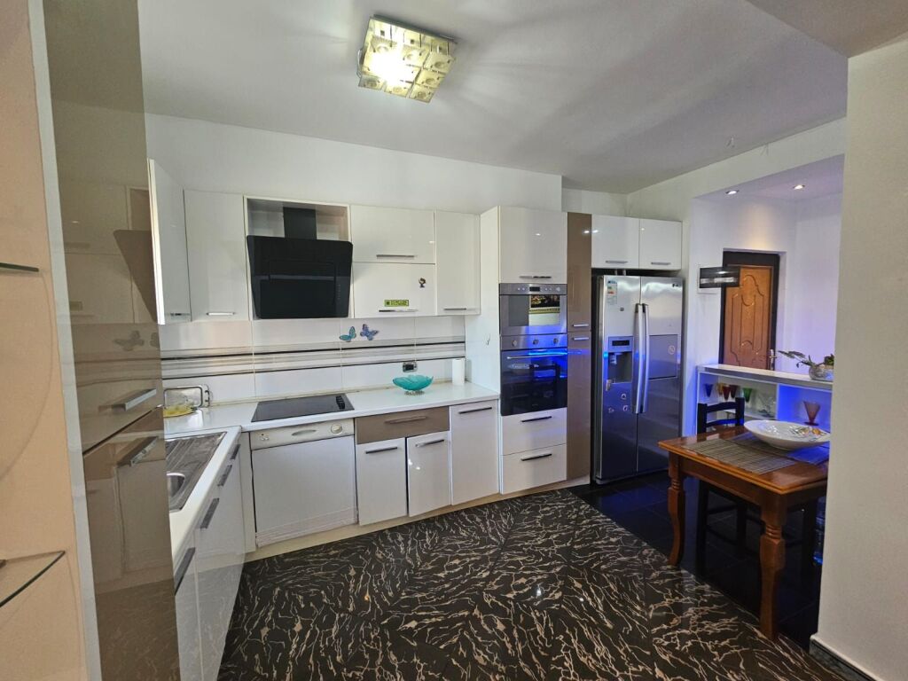 2+1 apartment for rent at the Paris Municipality!