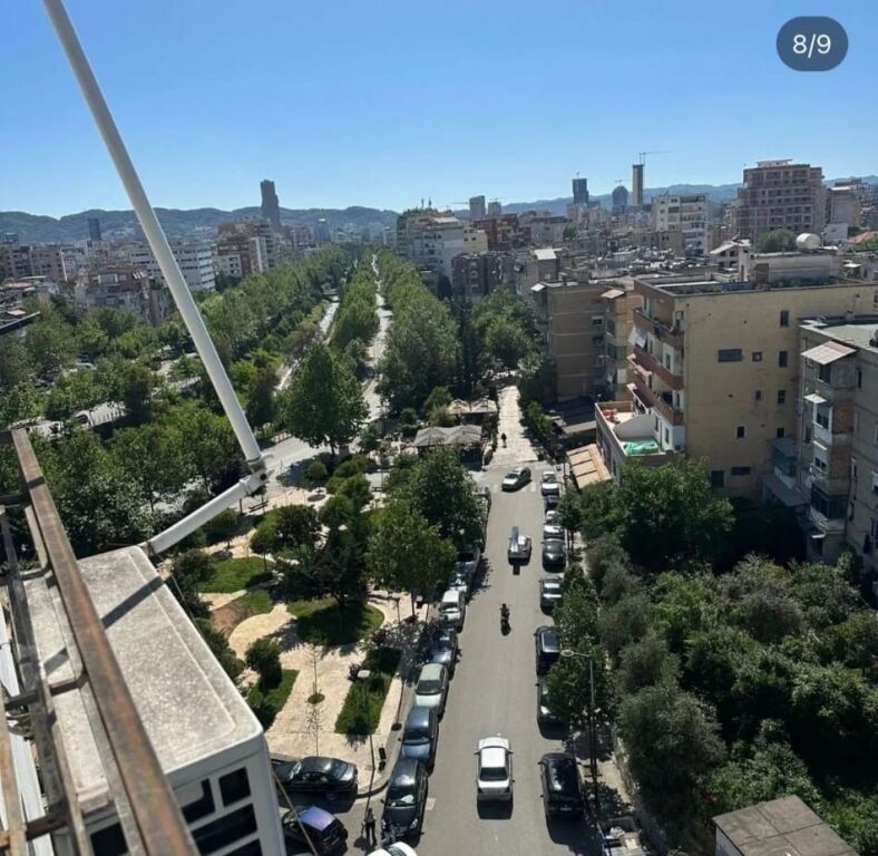 Jepet Me Qera Apartament 2+1+1 Ballkon