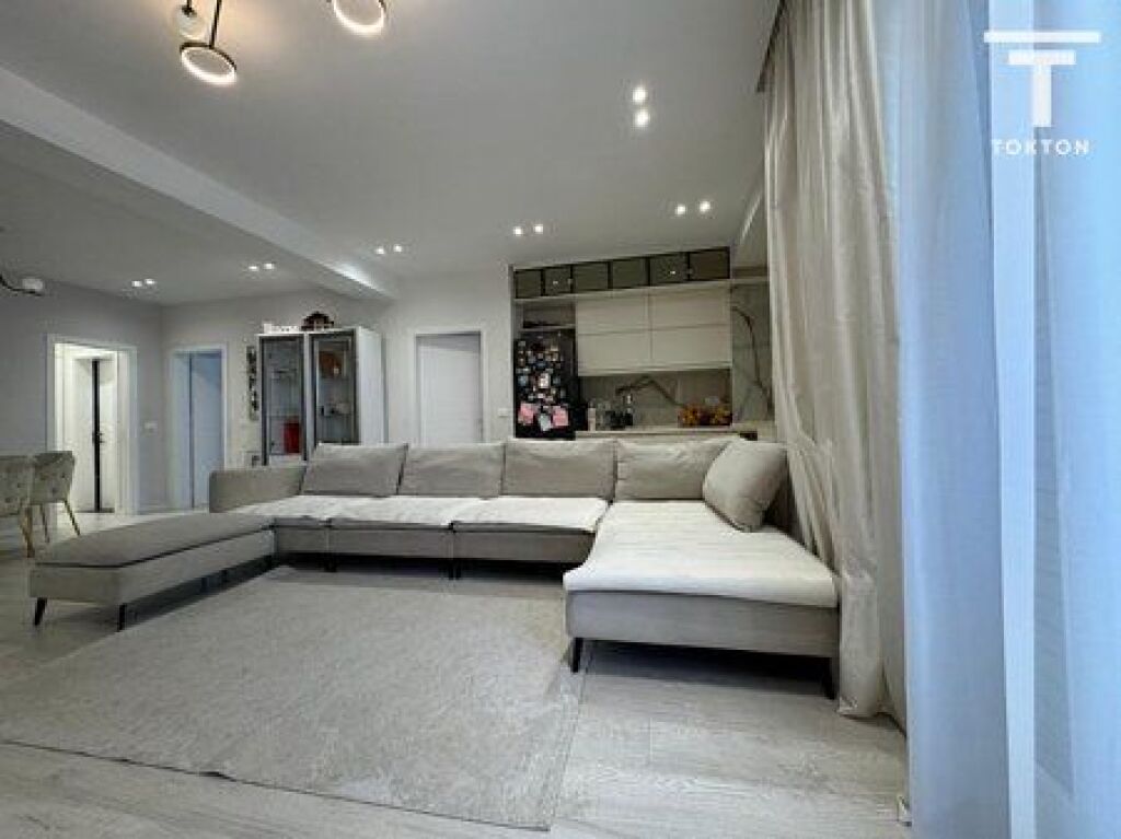 SHITET, APARTAMENT 2+1+2, ISH STADIUMI DINAMO, TIRANË