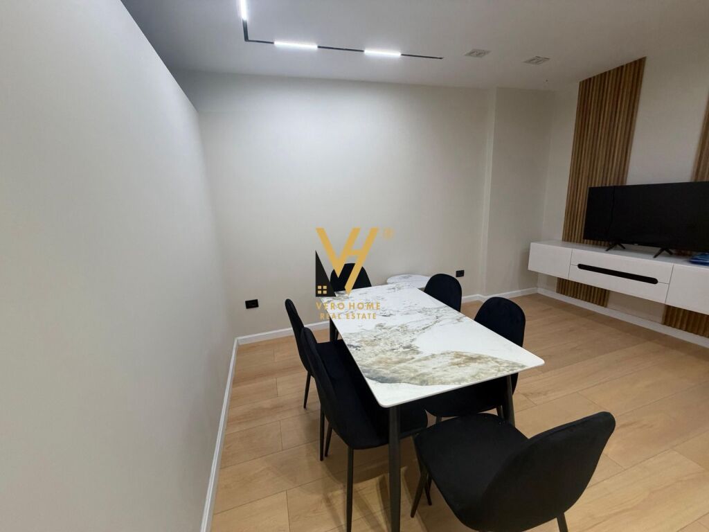 AFFITTASI APPARTAMENTO 2+1+BLK DI FRONTE A DELIJORGJI 80.000 LEKE