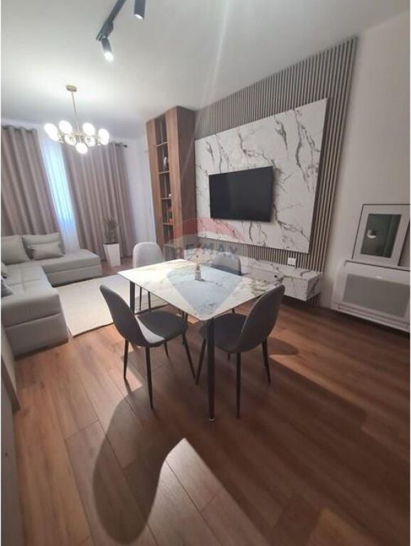 Apartment 1 +1 for rent on Elbasani street