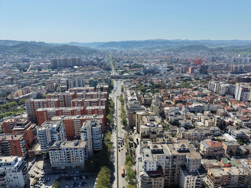 🏢 Shitet Ambient Biznesi + Biznes Aktiv – pranë Rrugës së Kavajës