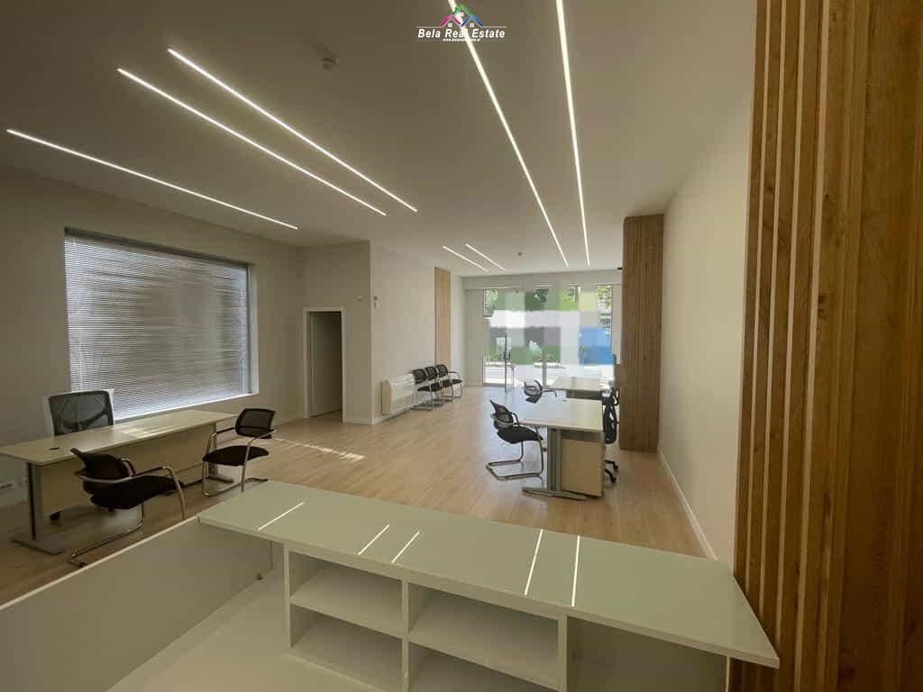 Dyqan Me Qera Ne Paskuqan (ID BD21864) Tirane