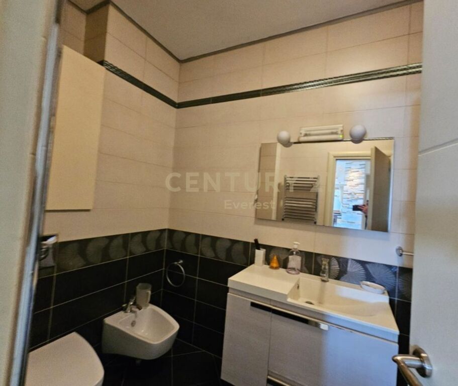 VENDIAMO APPARTAMENTO 3+1+2+DEPOSITO