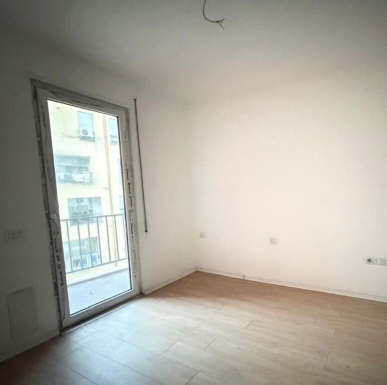 Apartment 2+1+ Parking Space For Sale