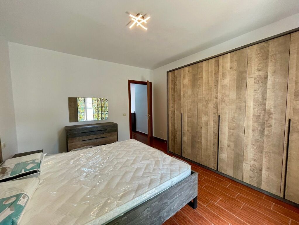 Affittasi appartamento 2+1 Centro "Kristal", Comune di Parigi