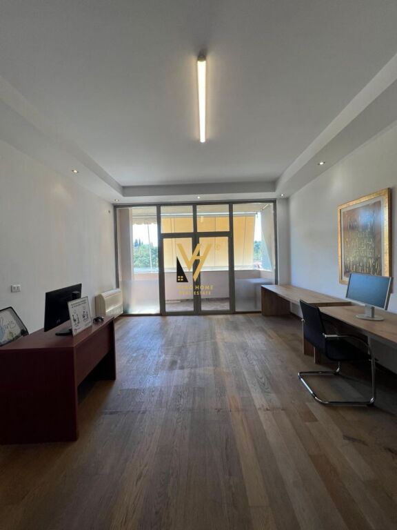 UFFICIO 132 M2 IN AFFITTO A GARDA 150.000 LEKE