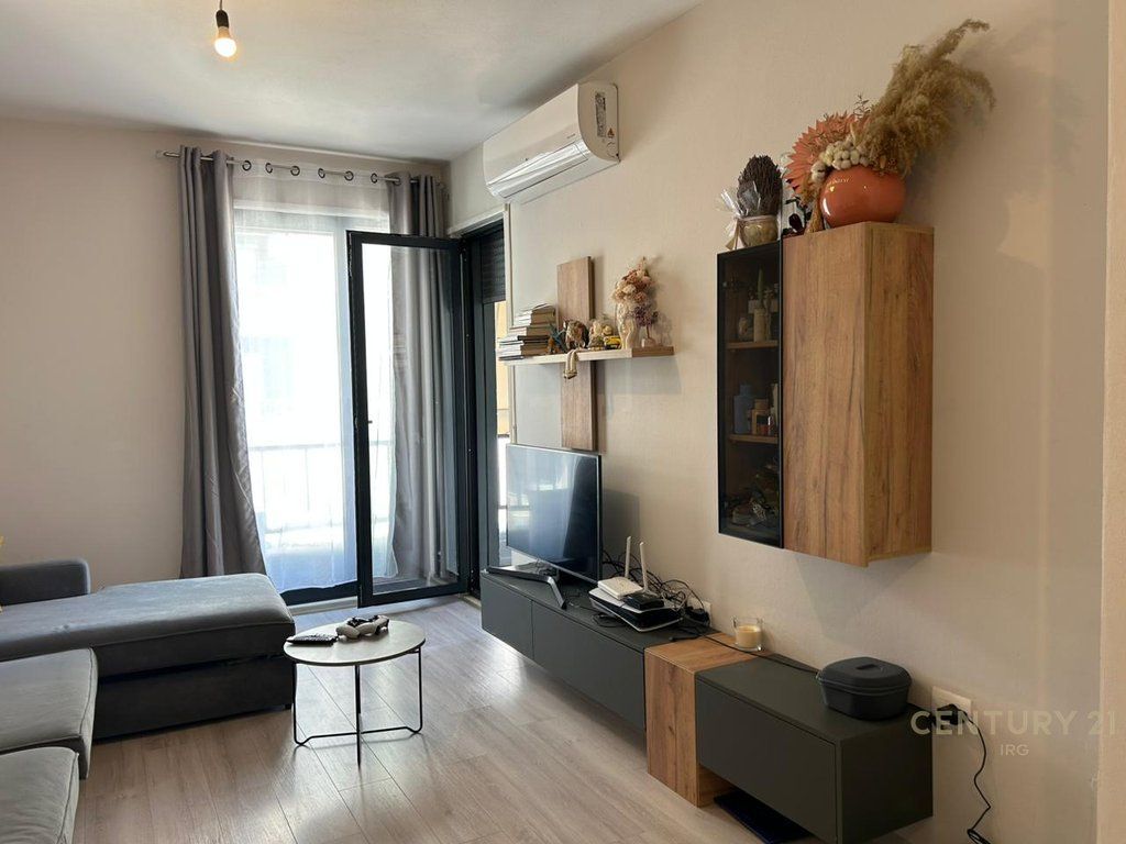 APARTAMENT 1+1 ME POST PARKIMI. 130,000 €