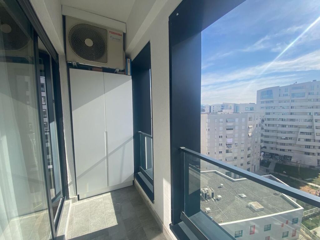 Super ap 1+1 a 21-dhjetori ( complesso contatto )