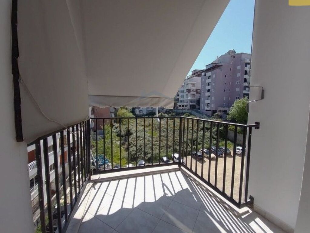 Shitet, Apartament 2+1+2, Pasticeri Melisa, Fresk.