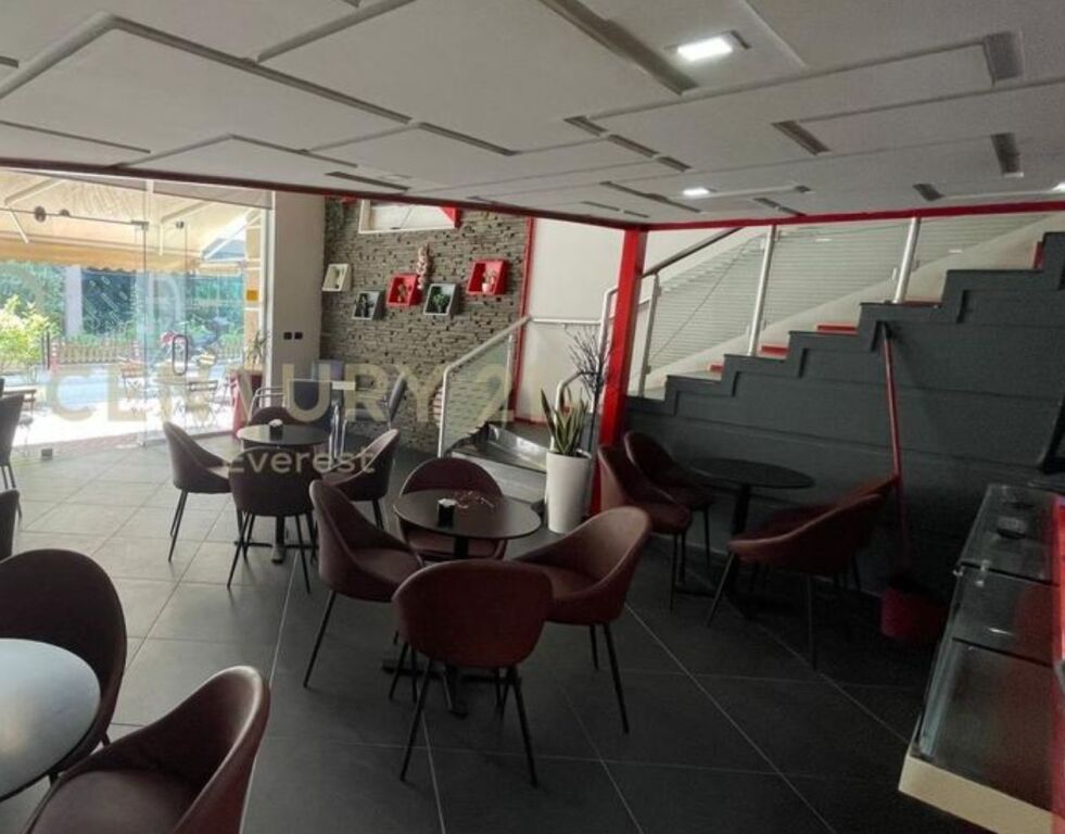 JAPIM ME QIRA BAR-KAFE