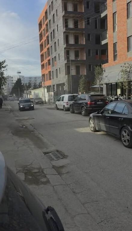 JEPET ME QIRA AMBIENT BIZNESI - PASKUQAN , TIRANE