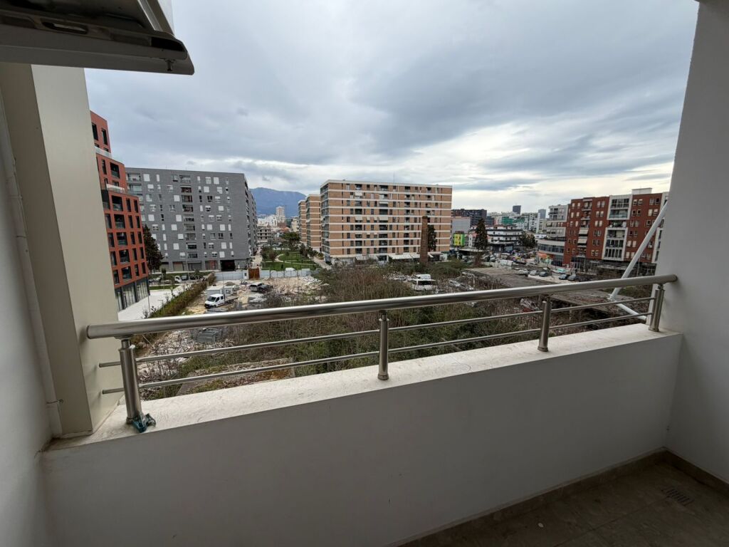Jepet Apartament me qera