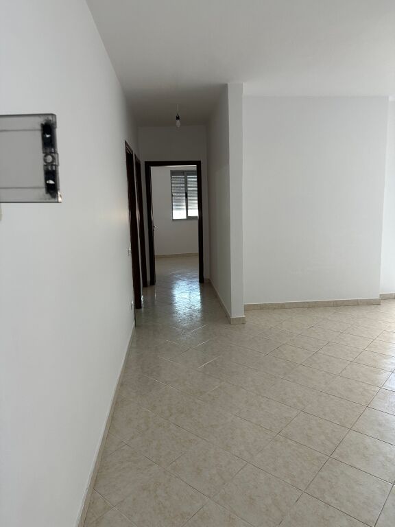 Apartament per qera 2+1 Astir