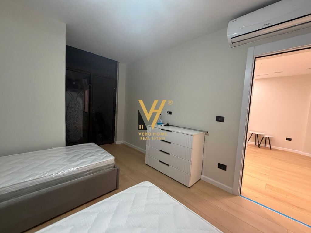 AFFITTASI APPARTAMENTO 2+1+BLK DI FRONTE A DELIJORGJI 80.000 LEKE