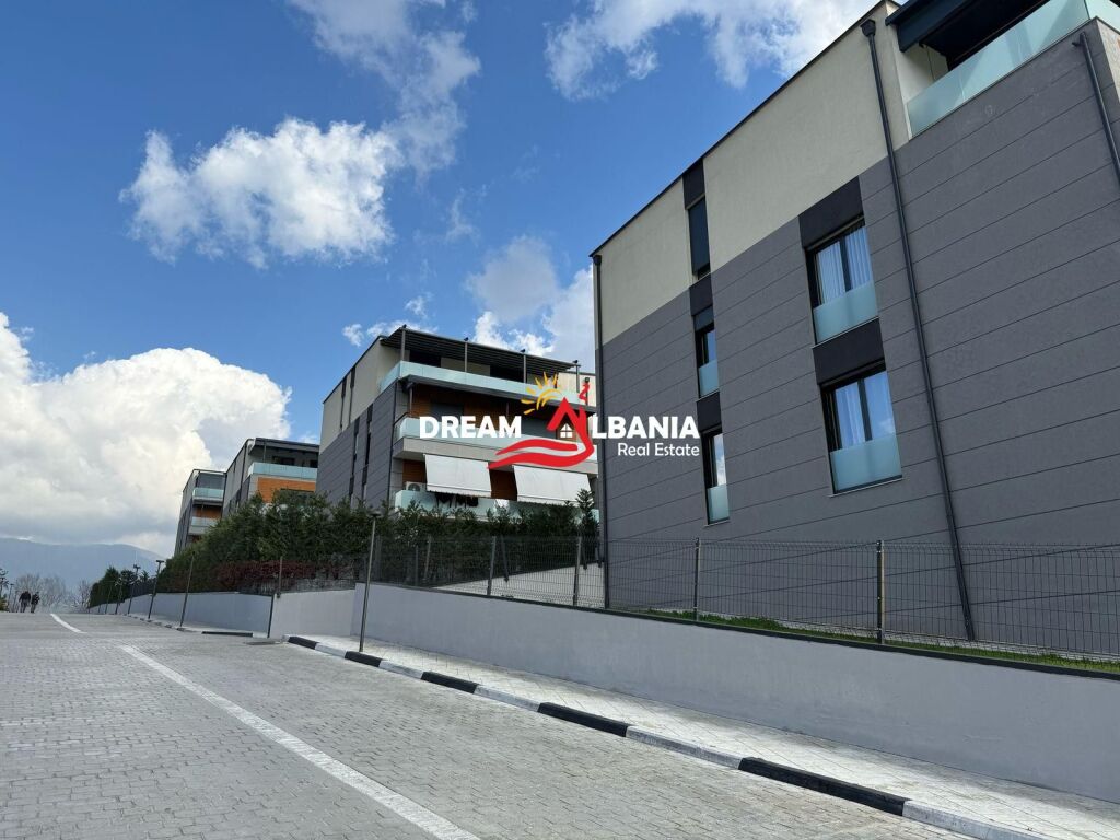 Super Apartament 2+1+2 me qera te Residenca Sofia Hill prane Teg (ID 42215126).