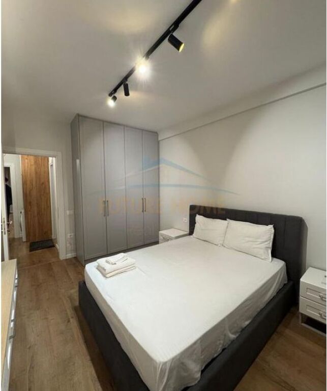 Shitet, Apartament 2+1, Kompleksi "Arlis", Farmacia 10