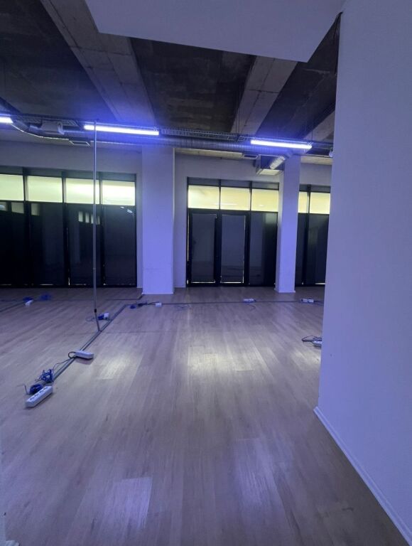 🏢Business Premises for Rent at Zogu i Zi!