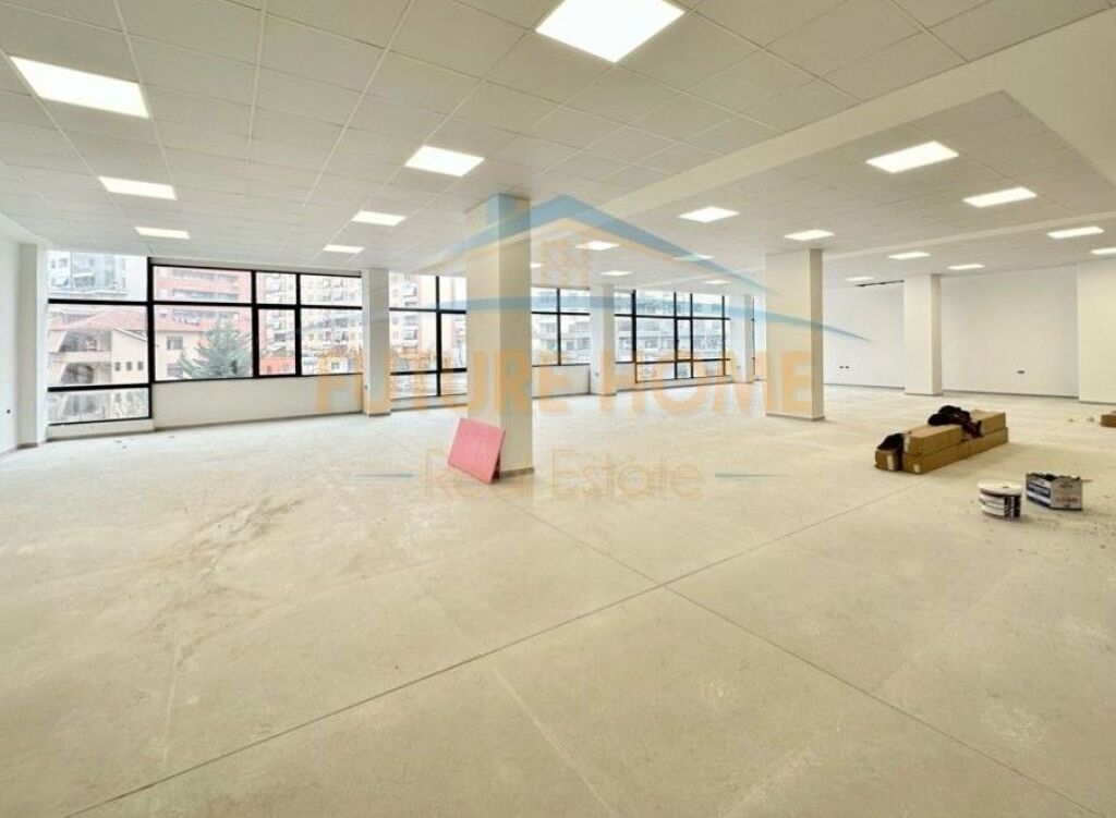 For Rent, Business Premises  2 Parking Spaces, New Ring Road