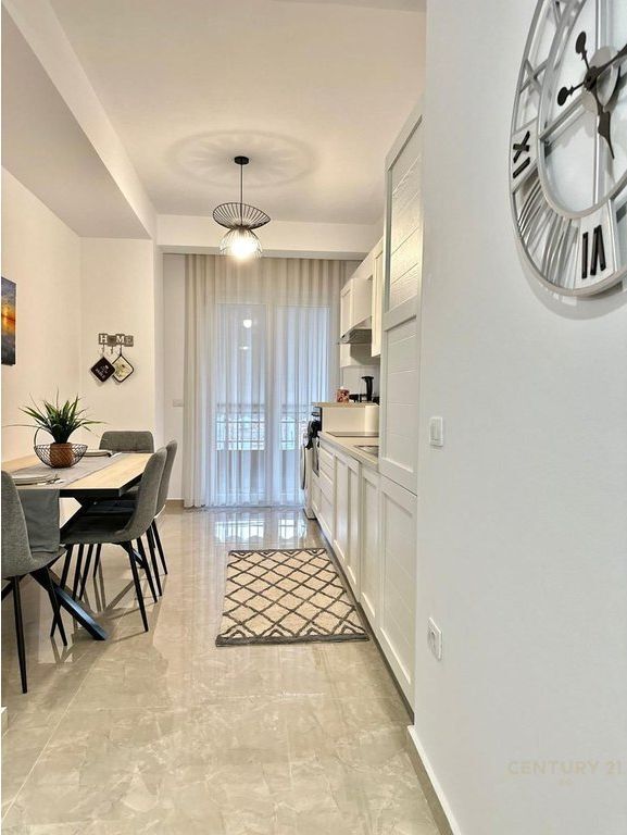 Center, Apartment 1+1+Separate Kitchen!