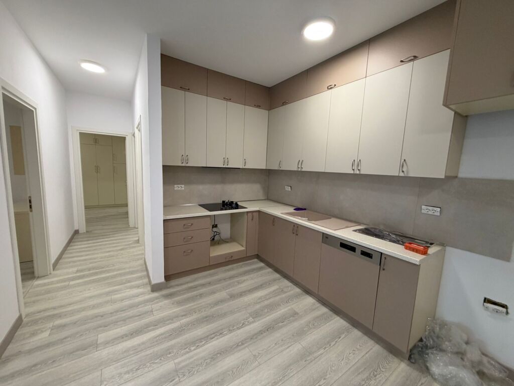 Jepet Apartament me qera