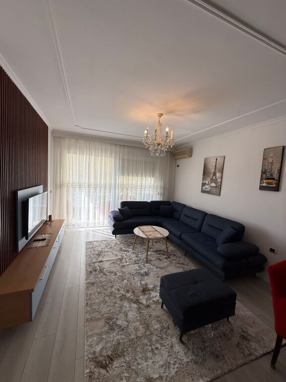 Apartament 2+1+2 me qera 📍Blloku