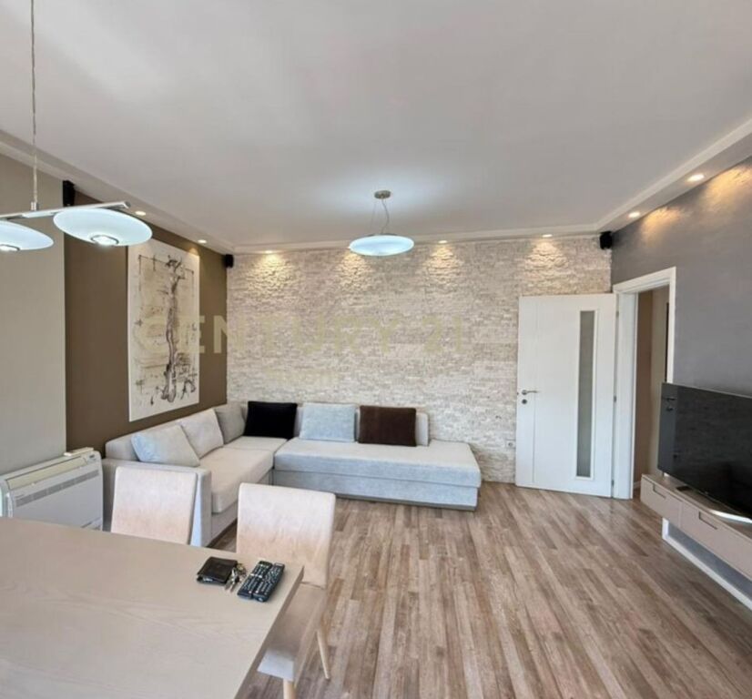 FOR SALE - APARTMENT 2+1+2