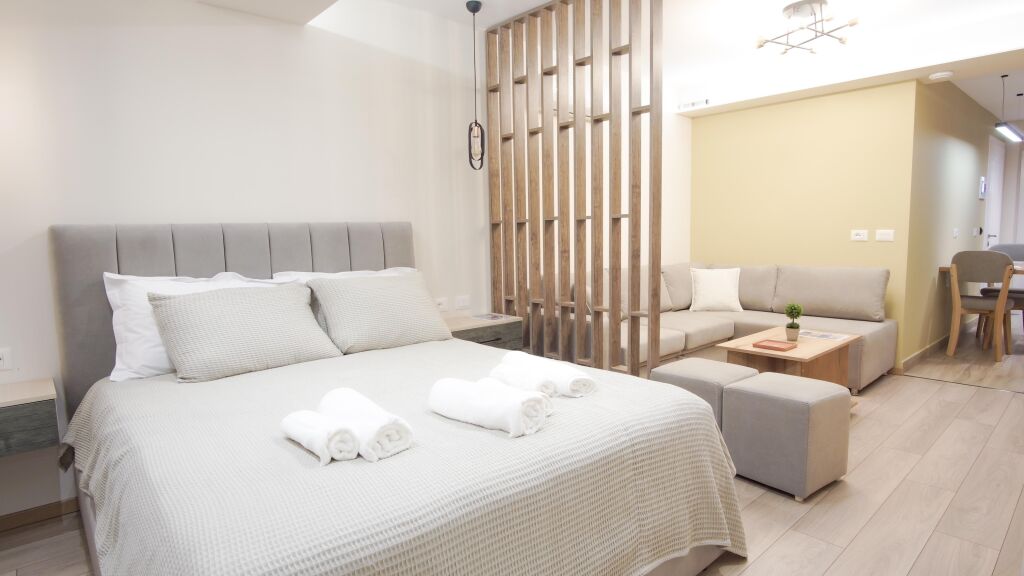 2 APARTAMENTE PER AIRBNB PER QERA