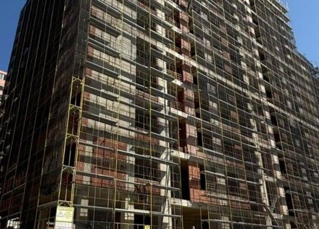 🏡 Shitet Apartament 2+1+2 – Fusha e Aviacionit