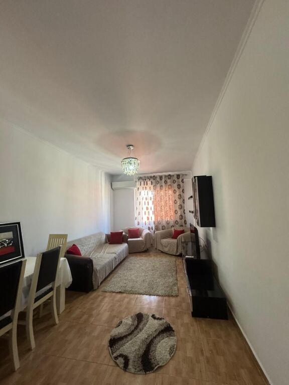 Apartament me qera 1+1 - 📍Yzberisht, perballe bar UNIK