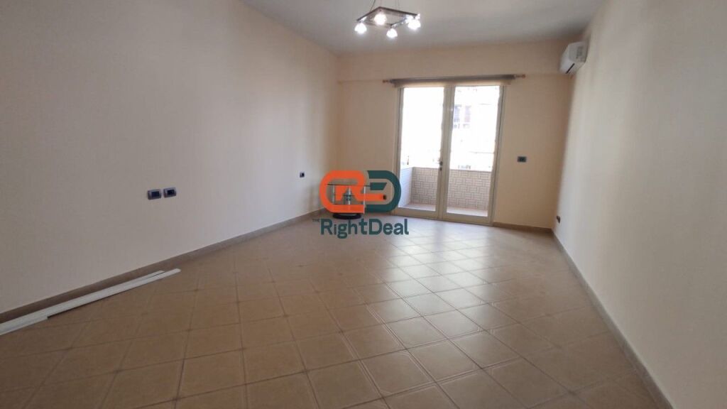 Prane Drejtorise Se Policise Tirane, Jepet Me Qira Ambient Per Zyre, Me Lokacion Perfekt!!!!