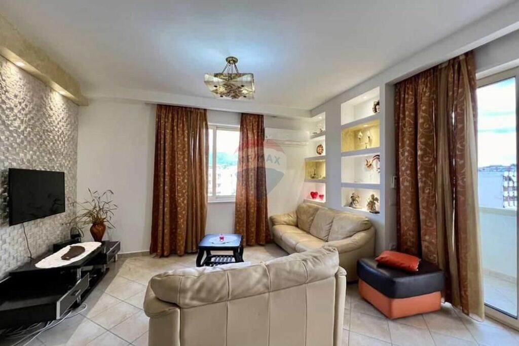 Apartment - For Sale - Barricades Street, Tirana