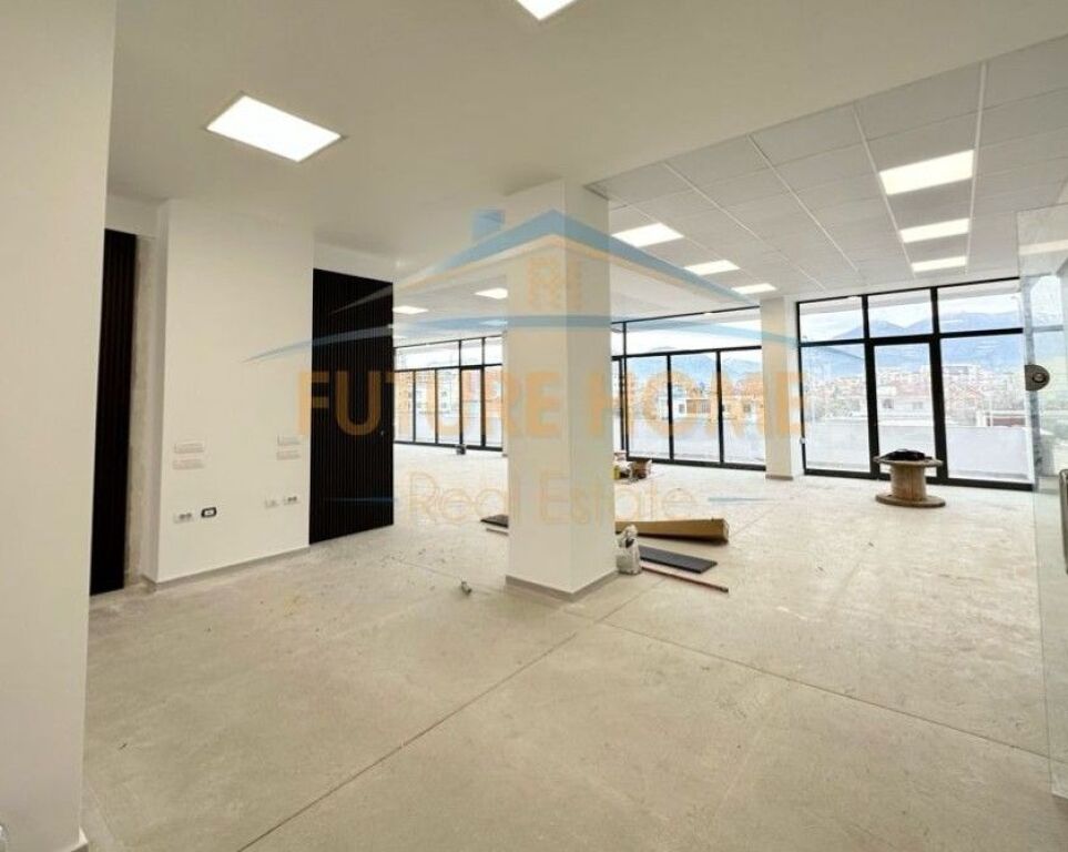 For Rent, Business Premises  2 Parking Spaces, New Ring Road