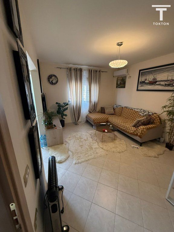 Shitet apartament 1+1 tek Oxhaku