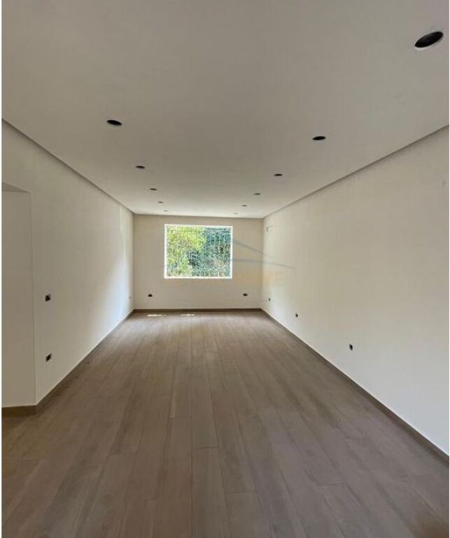 In vendita, Appartamento 2+1, Oxhaku, Tirane