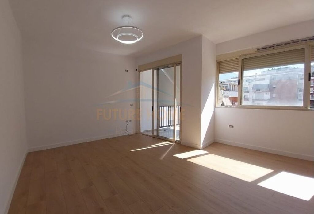 For sale, Apartment 2+1+2, Melisa Pastry Shop, Fresk.