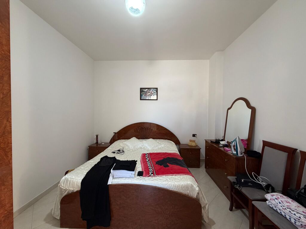 Shitet Apartament 2+1+2 Vlore 📍