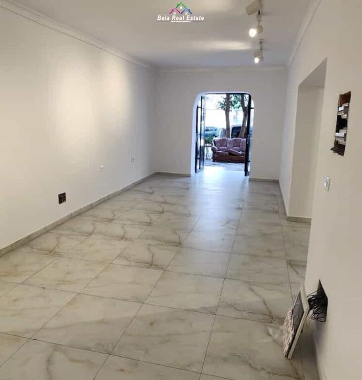 Shop For Rent In Xhamllik (ID BD21863) Tirane