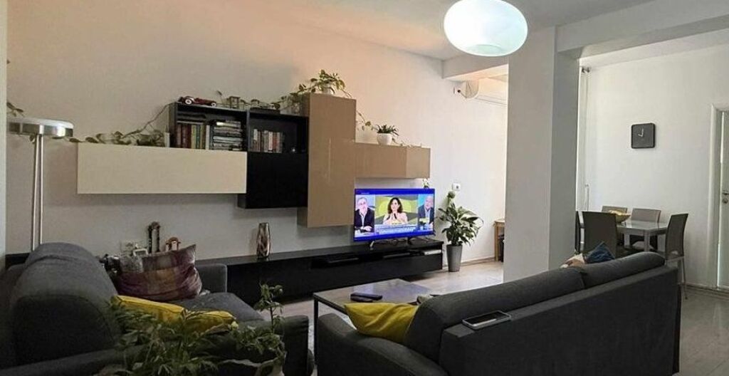 Apartament 2+1 me qira ne Brryl