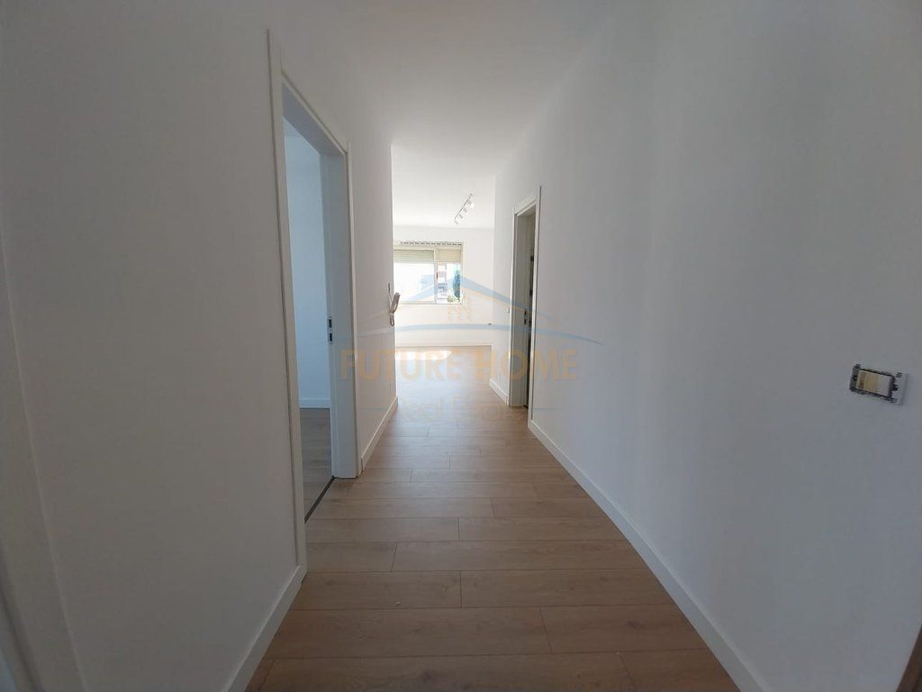 SHITET APARTAMENT 2+1+2,FRESK