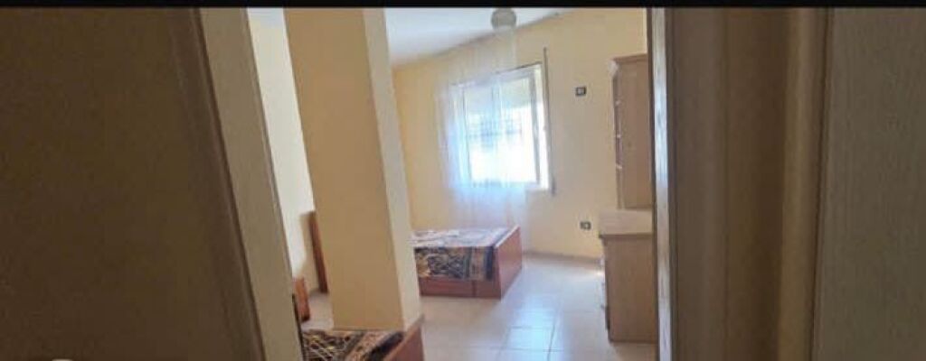 SI AFFITTA APPARTAMENTO 2+1+2+BLK AL LAGO ASCIUTTO 55.000 LEKE