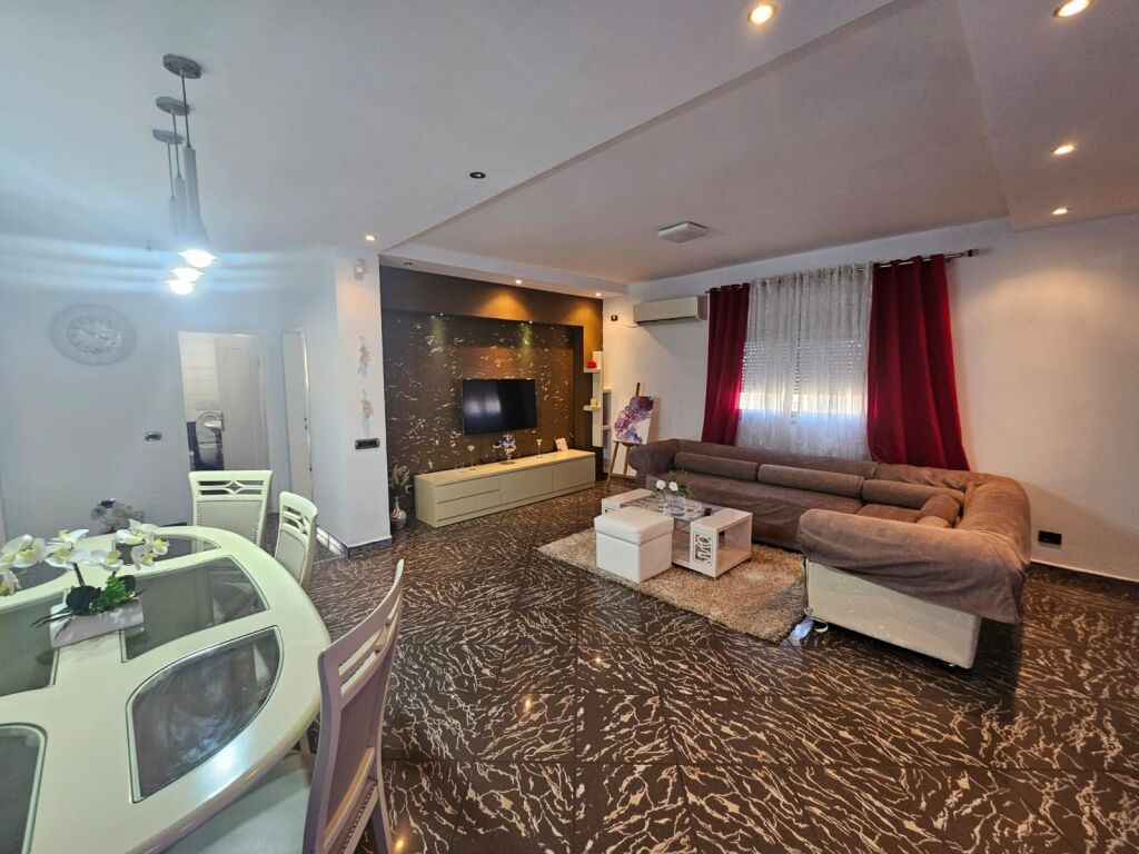 2+1 apartment for rent at the Paris Municipality!