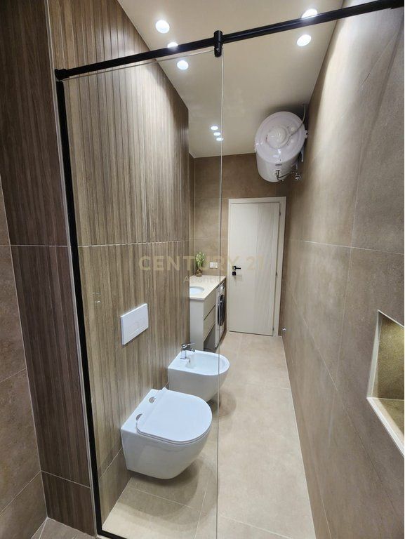 Apartament 1+1 Për Shitje në Plazh, Durrës