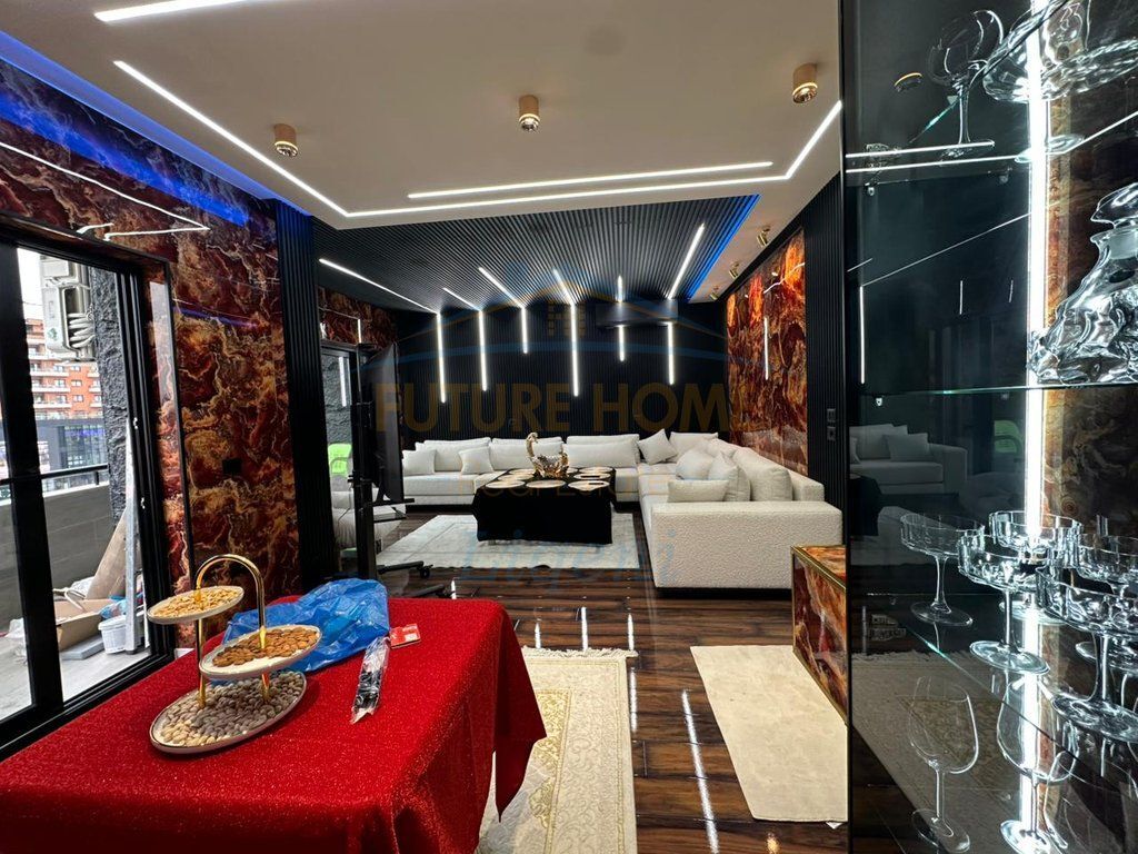 Qera, Apartament 2+1, Zogu i Zi, Perball Ring Center, Tiranë.