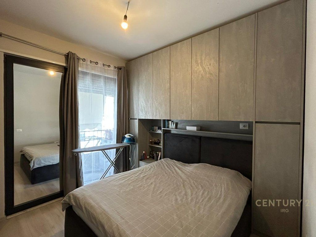 APARTAMENT 1+1 ME POST PARKIMI. 130,000 €