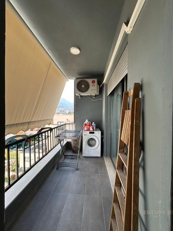 APARTAMENT 1+1 ME POST PARKIMI. 130,000 €